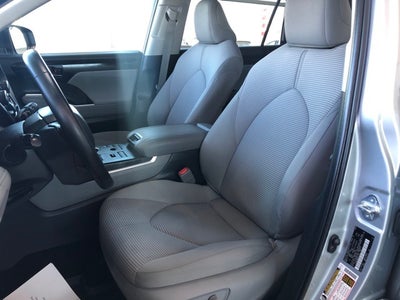 2024 Toyota Highlander LE