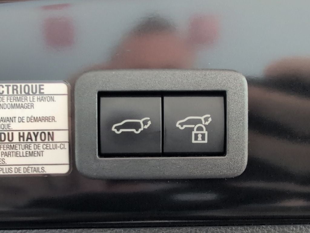 2024 Toyota Corolla Cross Hybrid XSE