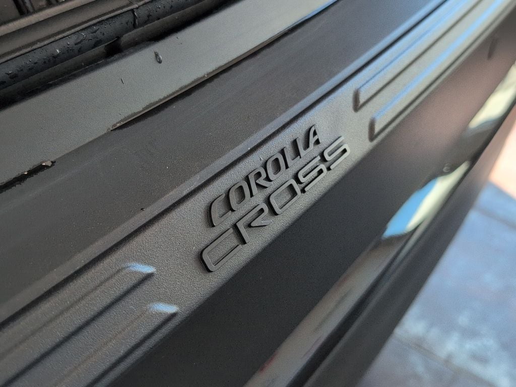 2024 Toyota Corolla Cross Hybrid XSE