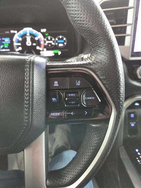 2023 Toyota Sequoia SR5