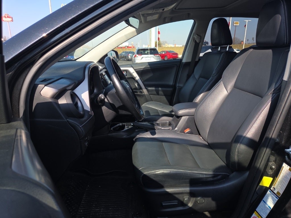 2017 Toyota RAV4 Hybrid Limited