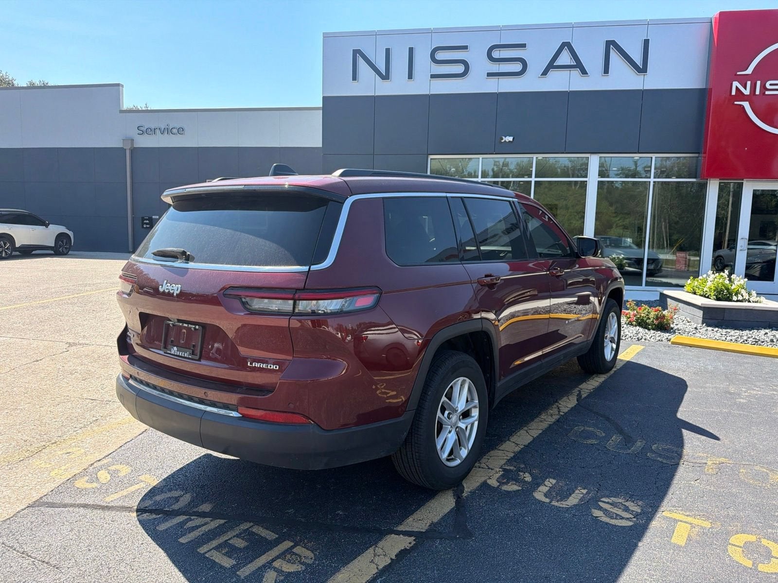 2025 Jeep Grand Cherokee L Laredo