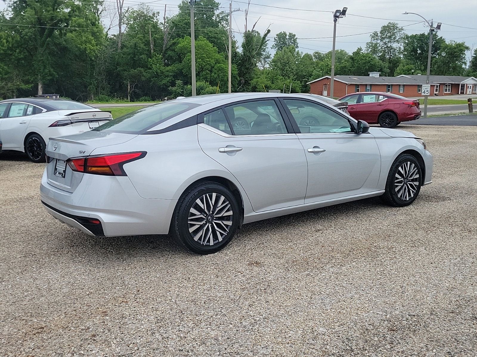 2024 Nissan Altima 2.5 SV