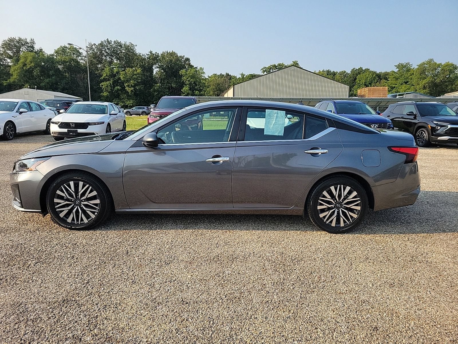 2025 Nissan Altima SV