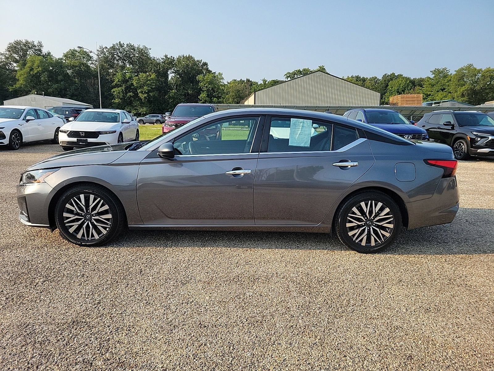 2025 Nissan Altima SV