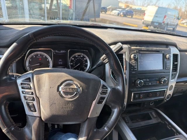 2017 Nissan Titan SV