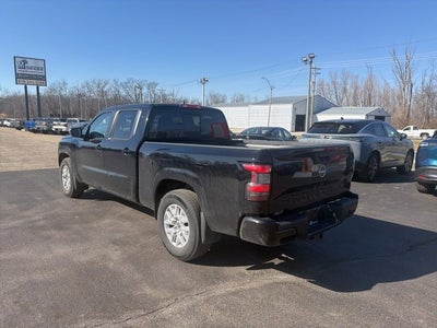 2024 Nissan Frontier Crew Cab Long Bed SV