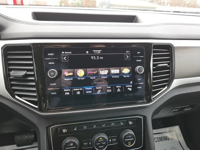 2023 Volkswagen Atlas 3.6L V6 SE w/Technology