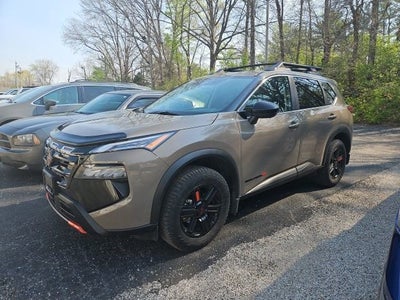 2025 Nissan Rogue Rock Creek®